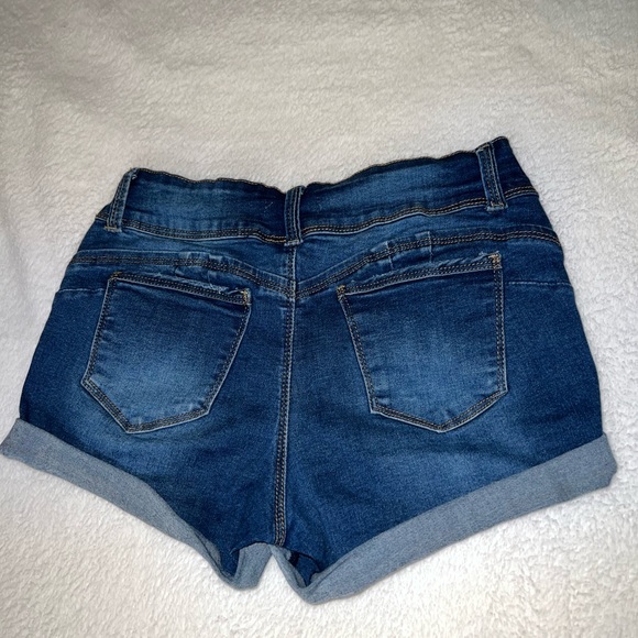 Denim shorts. - Picture 2 of 2